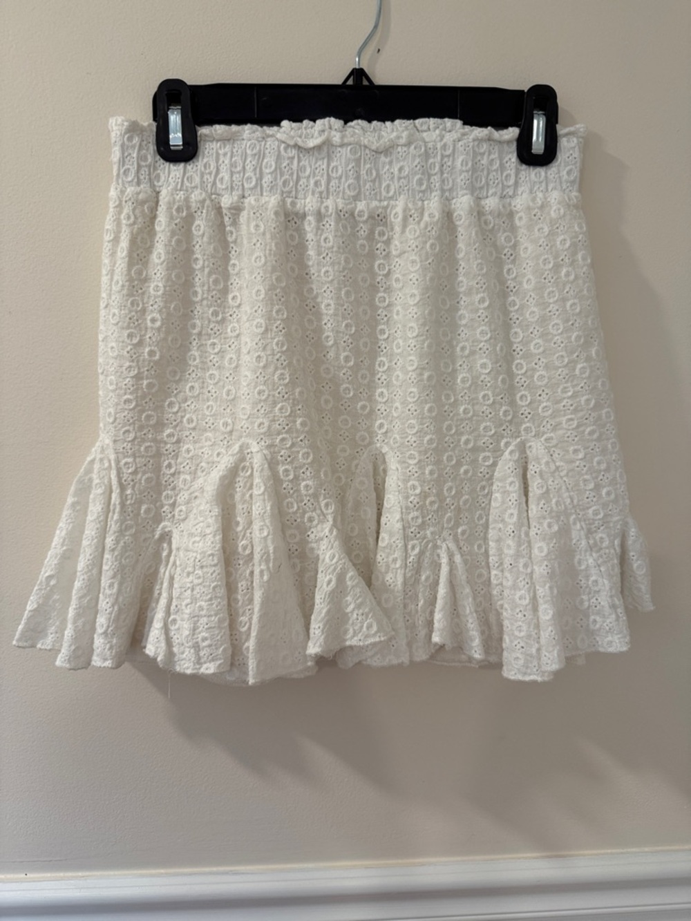 Simplee Apparel White Eyelet Ruffle Mini Skirt